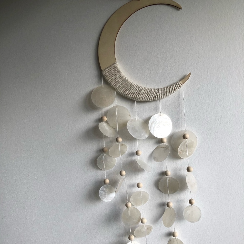 Moon Shell Wind Chimes Wall Hanging Decor - Picture 2 of 5